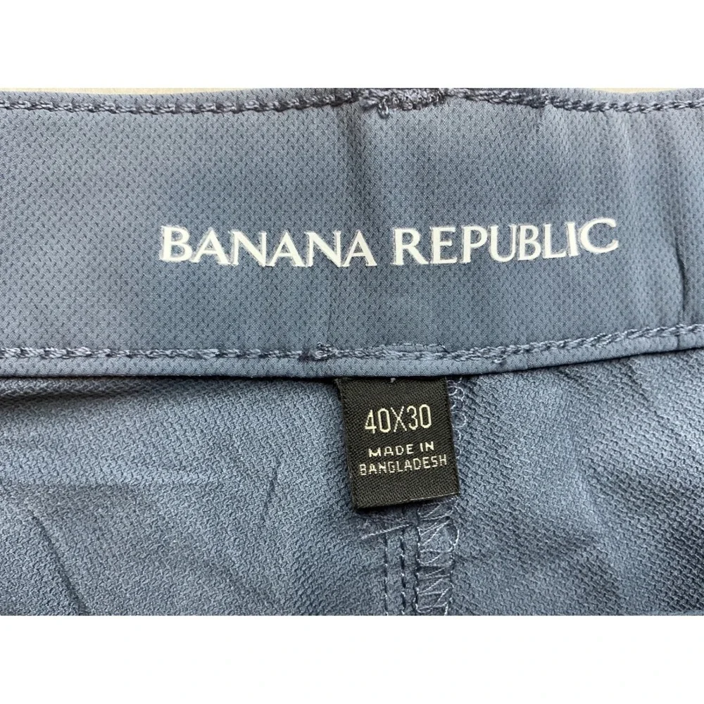 Banana Republic Performance Pants Blue Gray 40x30 Straight Leg Polyester‎ Chino
